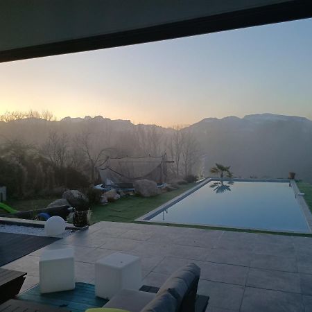 Chambres, Cuisine, Piscine, Spa, Billards, Airhockey, Nature Fillinges Exterior photo